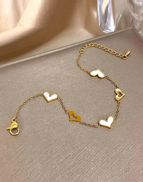Minimalist Gold Plated Heart Charm Bracelet